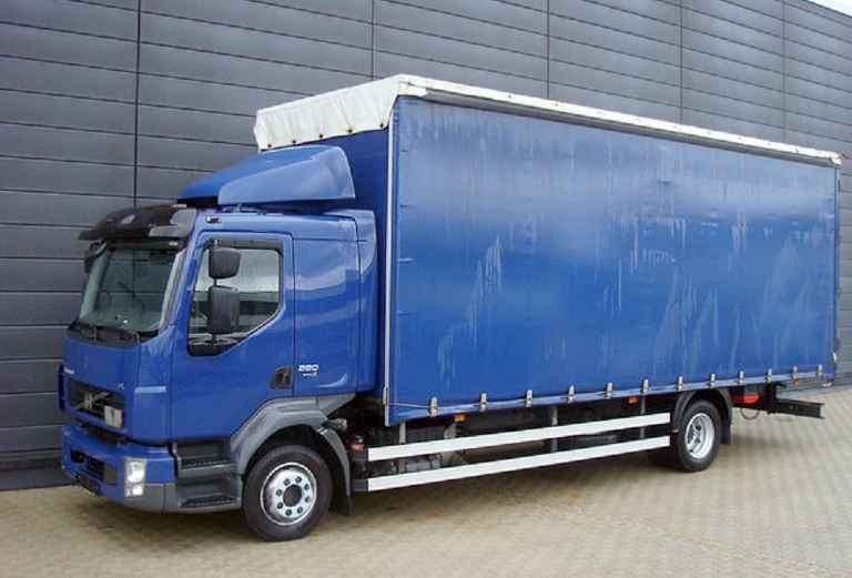 Заказ грузовой машины для отправки вещей : Большой диван 4 и более мест из Камышина в Новый Уренгой